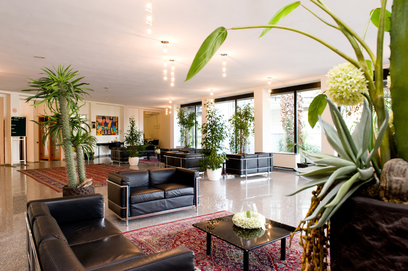 Hotel90 - Lobi