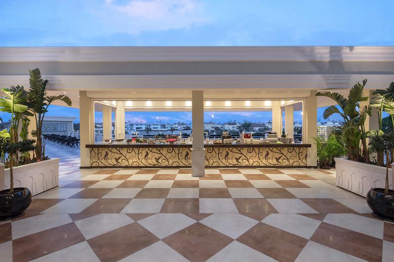 Granada Luxury Belek - Teras