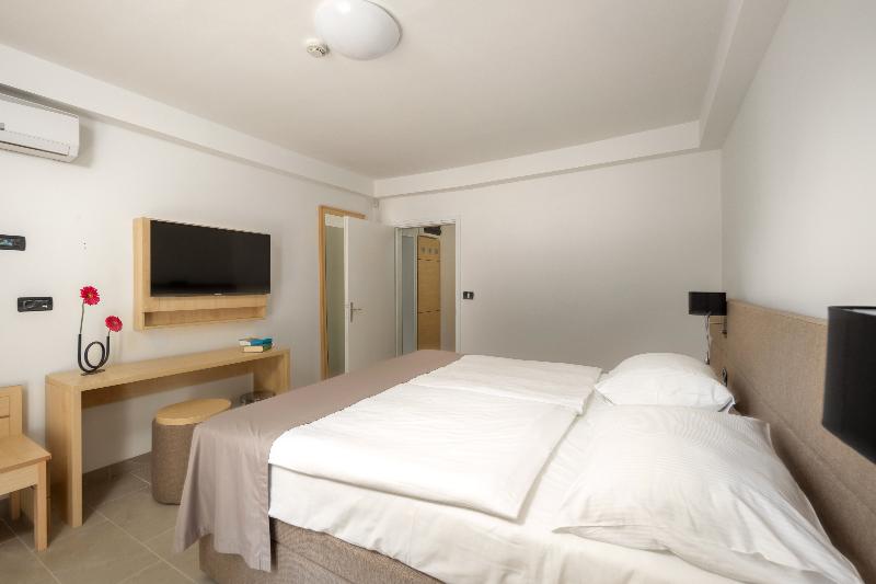 Delfin Hotel - Oda