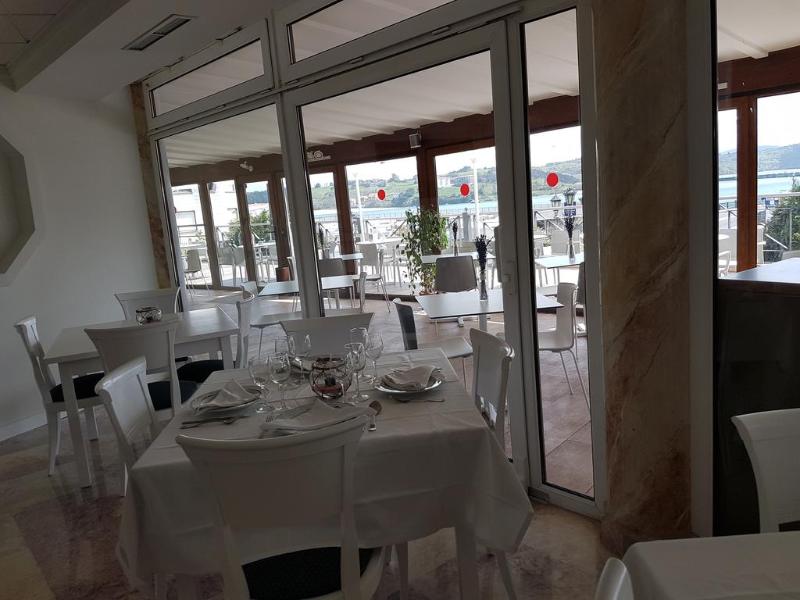 Faro de San Vicente - Restoran