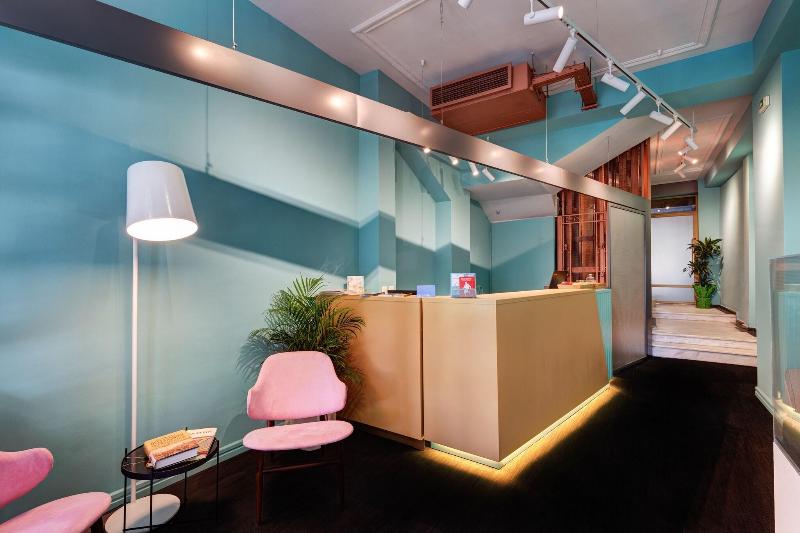 Colors Urban Hotel - Lobi