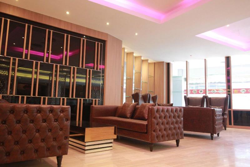 Grand 5 Hotel & Plaza Sukhumvit Bangkok (SHA +) - Lobi