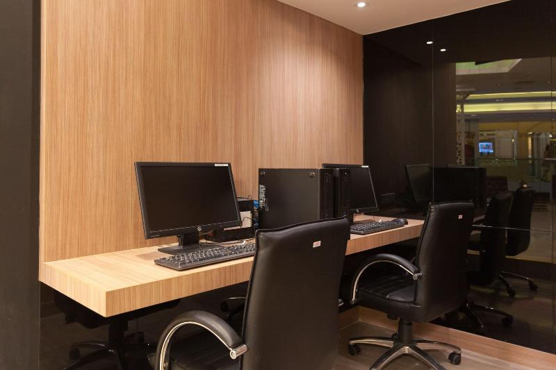Grand 5 Hotel & Plaza Sukhumvit Bangkok (SHA +) - Toplantı