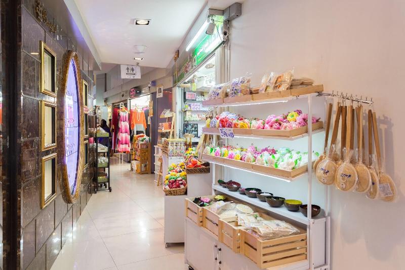 Grand 5 Hotel & Plaza Sukhumvit Bangkok (SHA +) - Aktivite