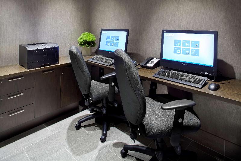 Hilton Garden Inn New York Times Square North - Toplantı