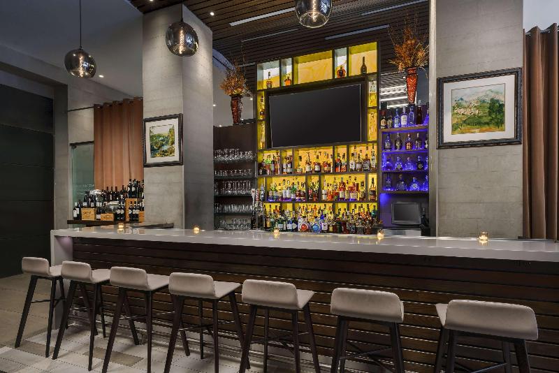 Hilton Garden Inn New York Times Square North - Genel