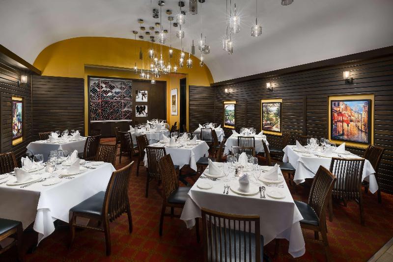 Hilton Garden Inn New York Times Square North - Restoran