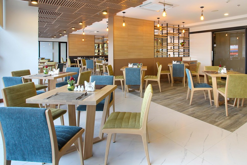 Plaai Prime Hotel Rayong - Restoran
