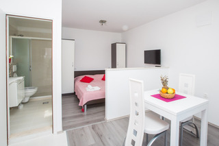Apartments Villa Roza fotoÄŸrafÄ±