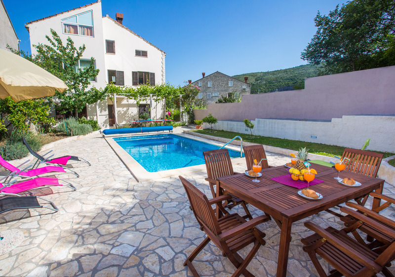 Apartments Villa Roza - Havuz