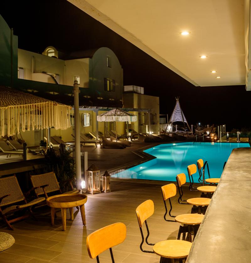 Aliter Suites - Bar