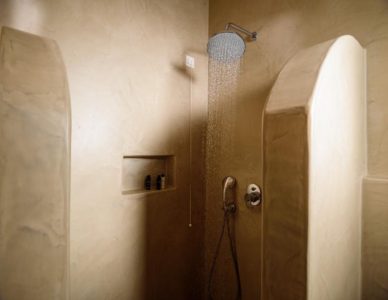 Aliter Suites - Oda