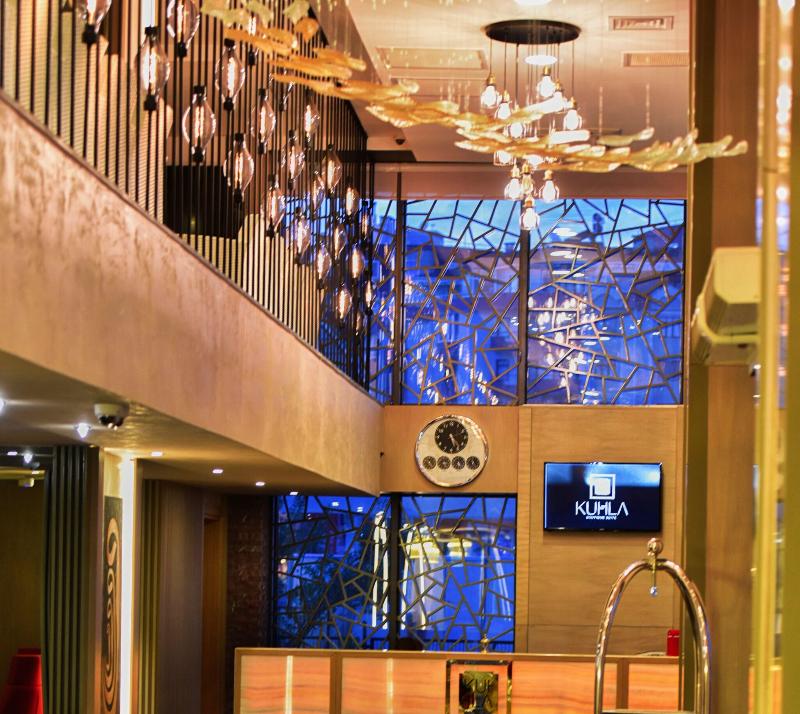 Kuhla Hotel - Lobi