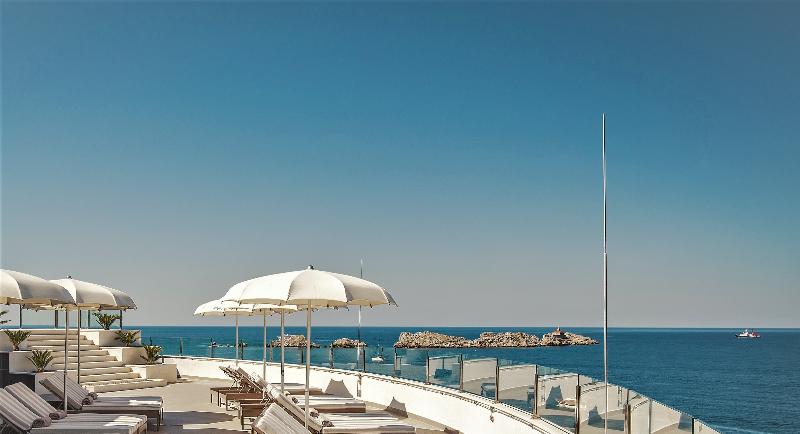 Royal Blue hotel - Genel