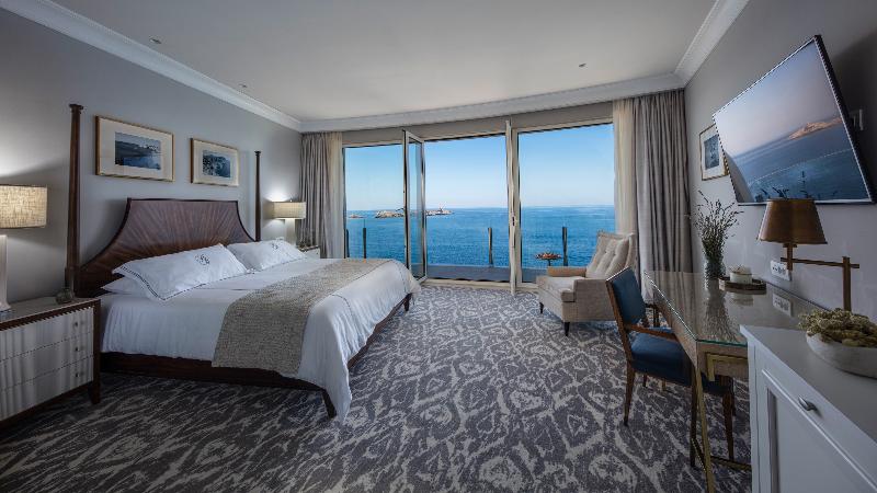 Royal Blue hotel - Oda