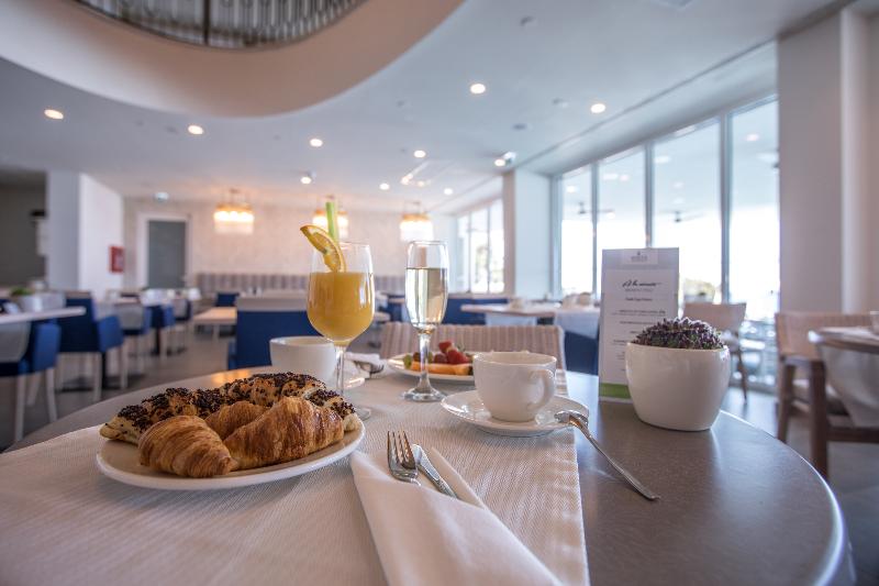 Royal Blue hotel - Restoran