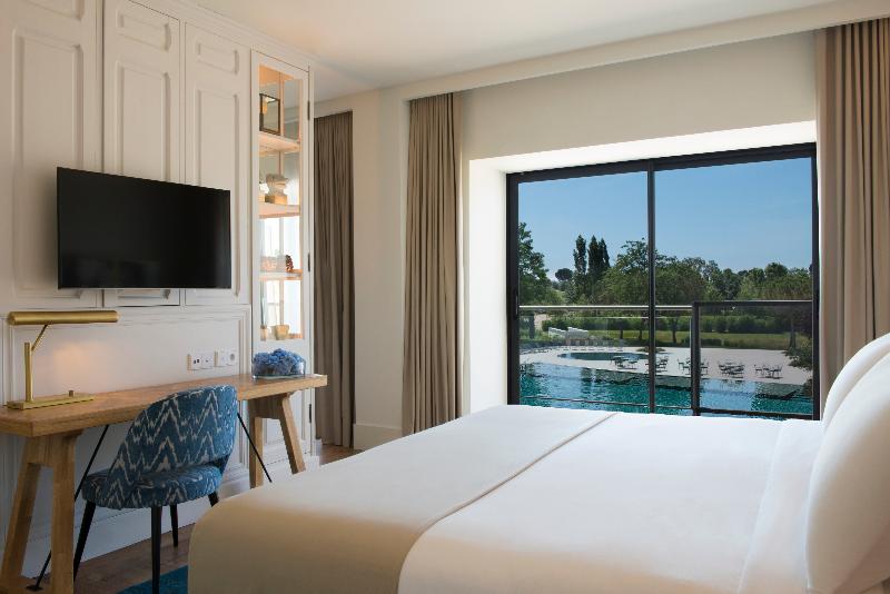 Hotel Camiral - Oda