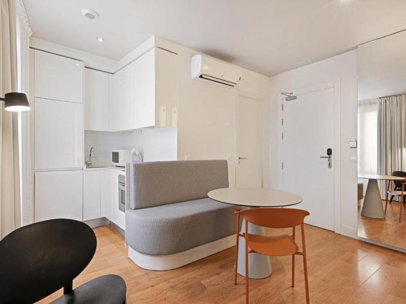 B&B Apartamentos Madrid Centro Fuencarral 46 - Oda