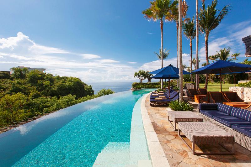 The Ungasan Clifftop Resort - Havuz