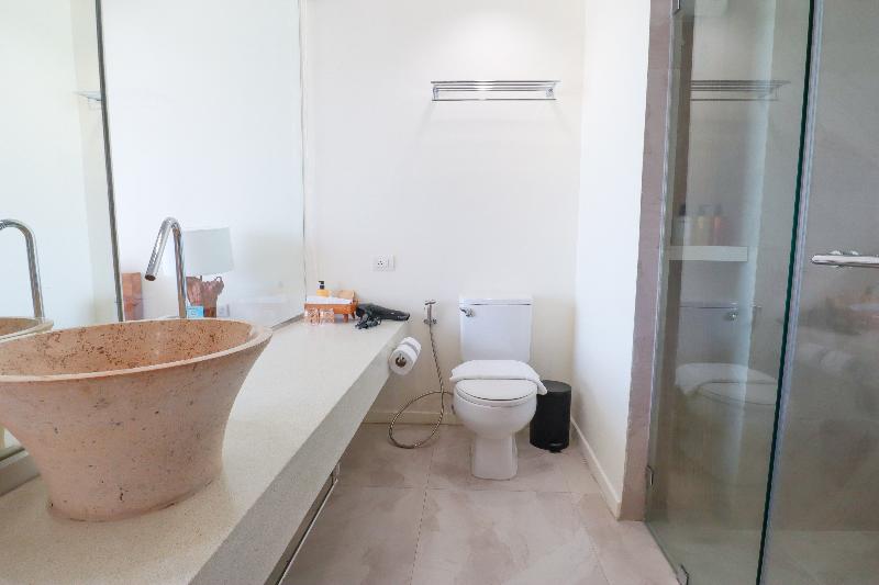 Bandara Phuket Beach Resort - Oda