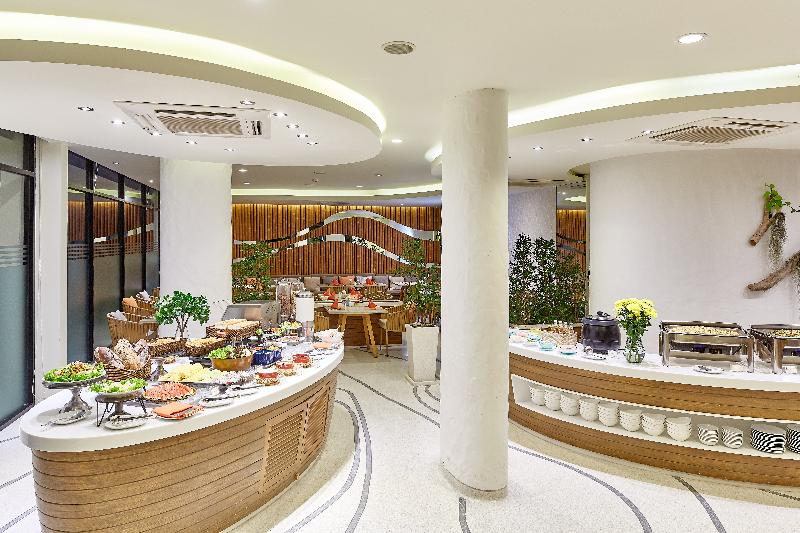 Bandara Phuket Beach Resort - Restoran