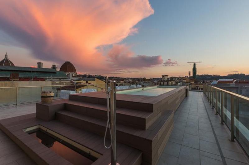 Hotel Glance In Florence - Havuz