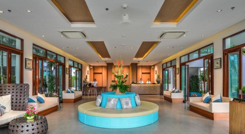 Fishermen's Harbour Urban Resort - Lobi