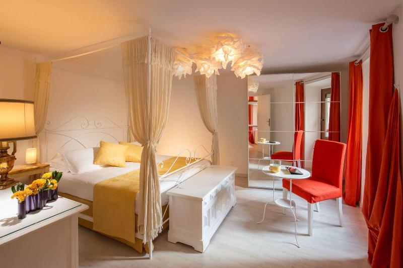 Boutique Hotel Campo de Fiori - Oda