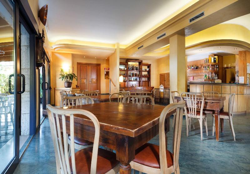 Tricorno 20 - Bar