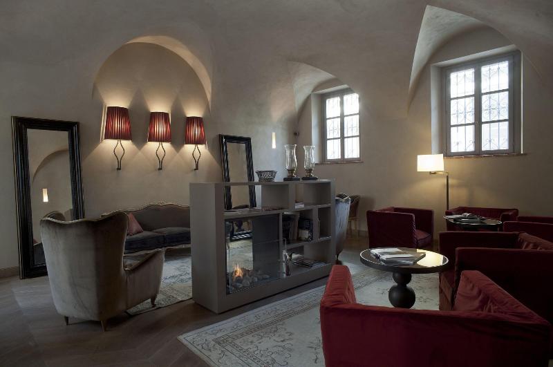 Palazzo - Lobi