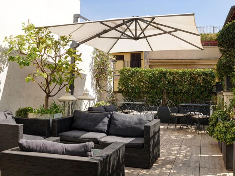 Terrace Pantheon Relais - Teras