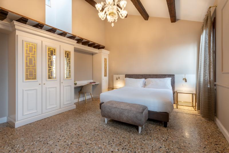 San Vio Palace Luxury Apartments - Oda