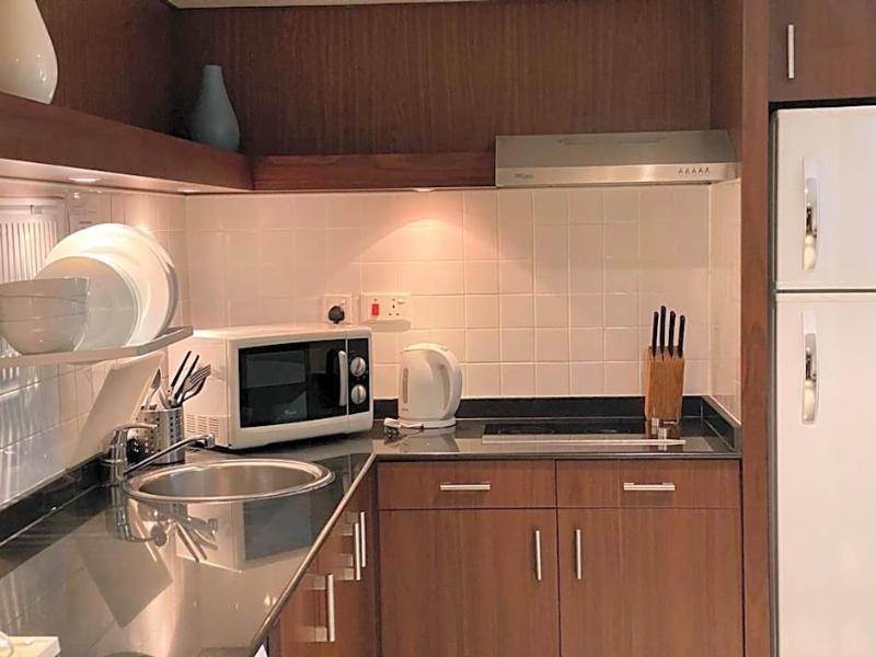 Phoenix Plaza Hotel Apartments - Oda