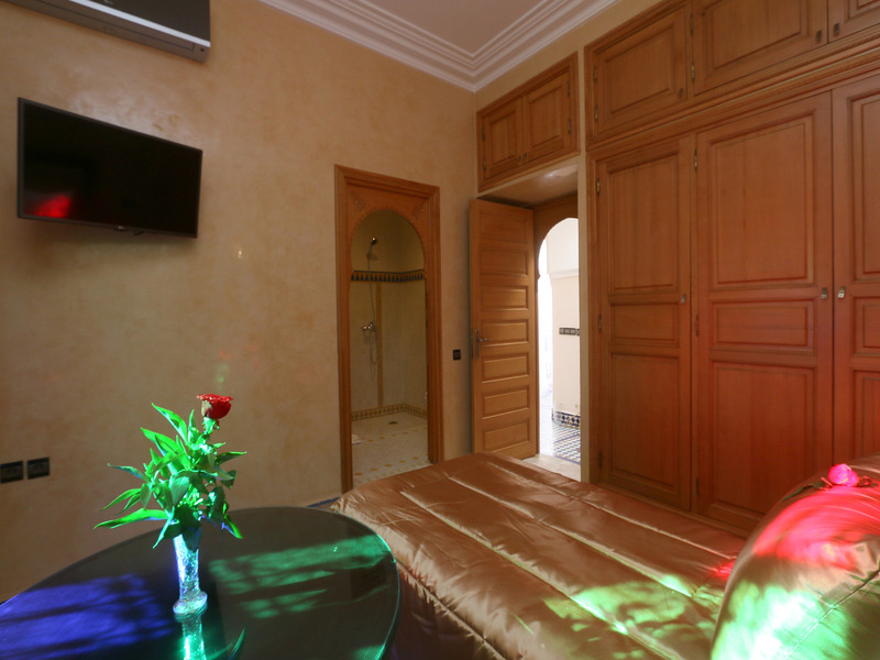 Riad Zaki - Oda