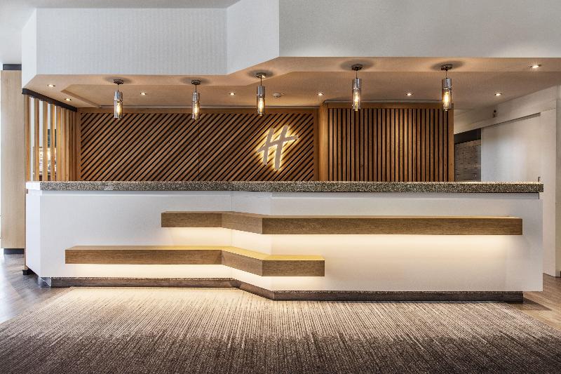 Holiday Inn Dusseldorf-Neuss - Lobi