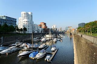 Holiday Inn Dusseldorf-Neuss otel fotoğrafı