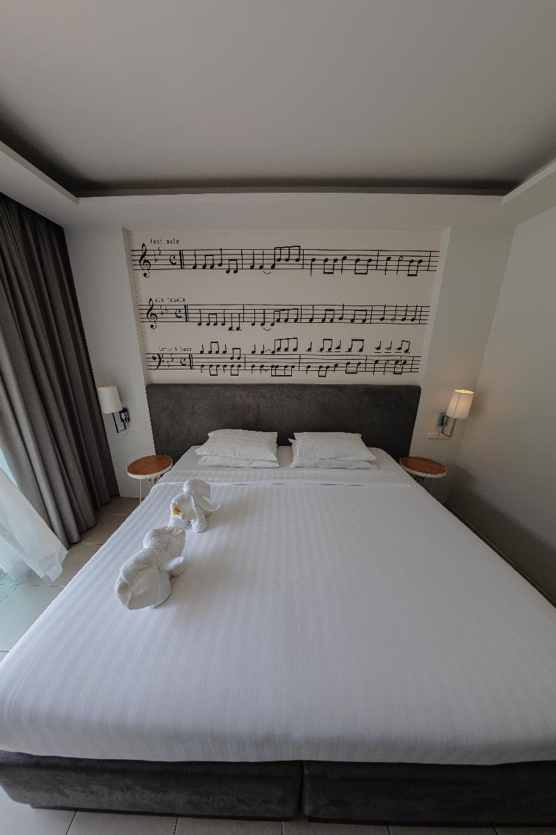 The Melody Phuket Hotel - Oda