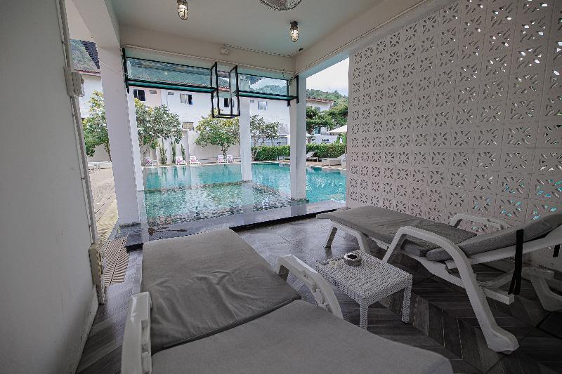 The Melody Phuket Hotel - Havuz