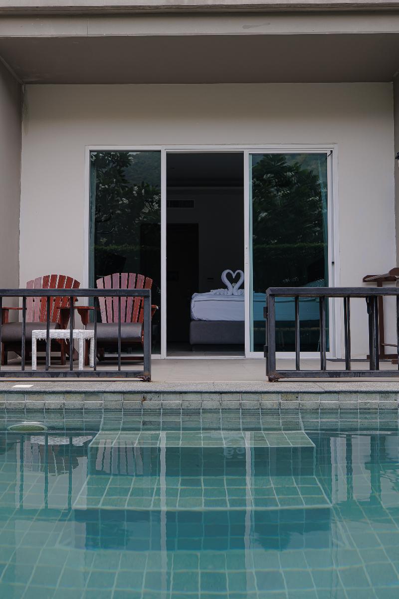 The Melody Phuket Hotel - Teras