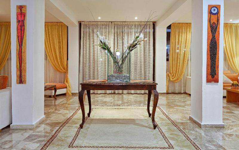 Punta Hotel - Lobi