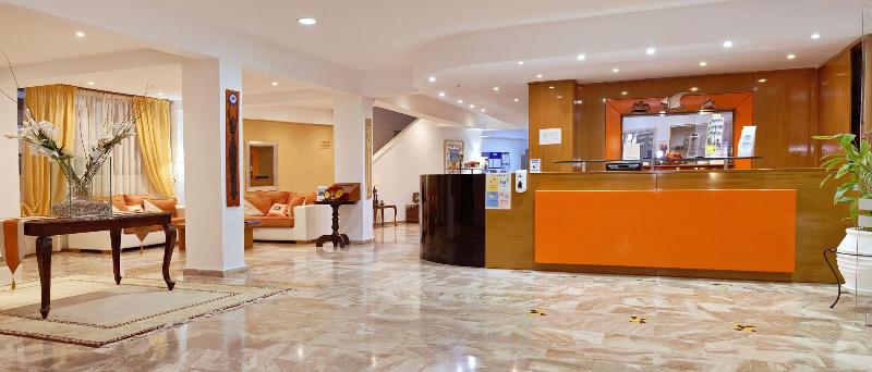 Punta Hotel - Lobi