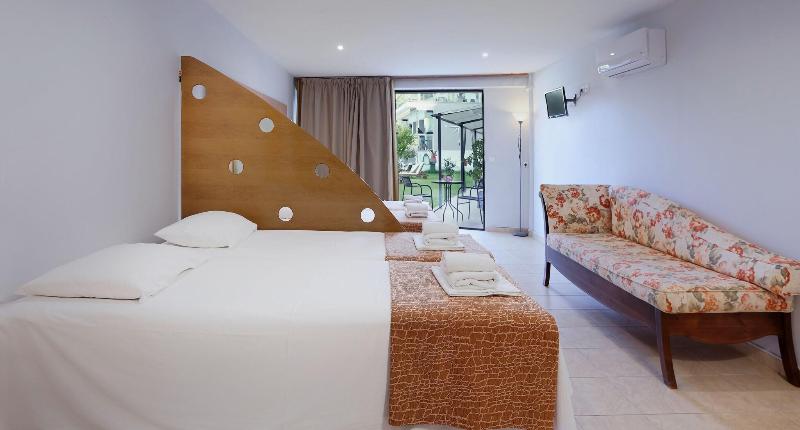 Punta Hotel - Oda