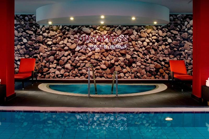 Marriott Hotel Munich - Havuz