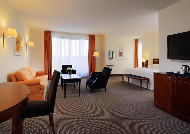 Sheraton Carlton Hotel Nürnberg - Genel