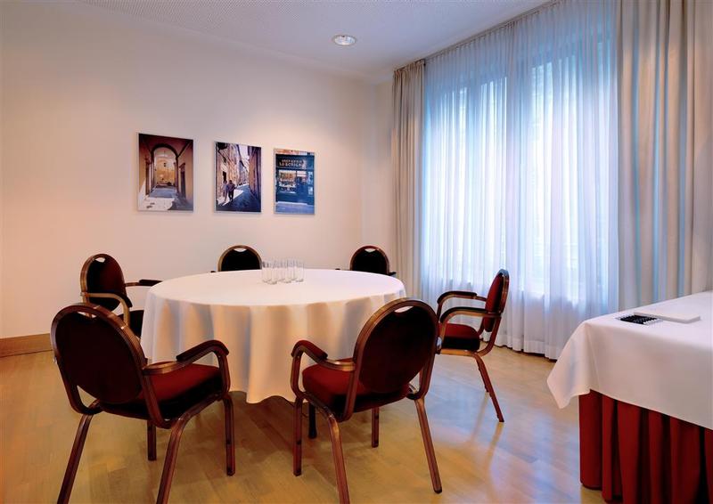 Sheraton Carlton Hotel Nürnberg - Genel