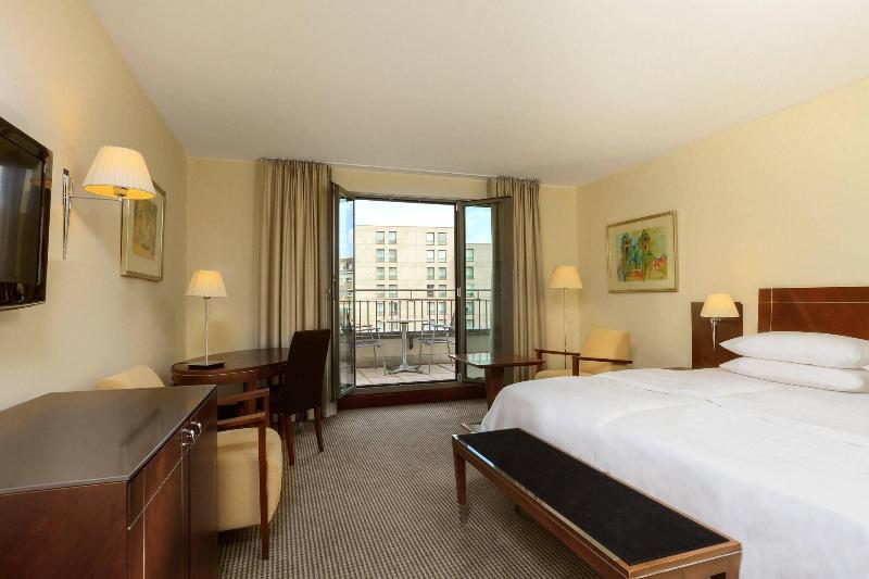 Sheraton Carlton Hotel Nürnberg - Oda
