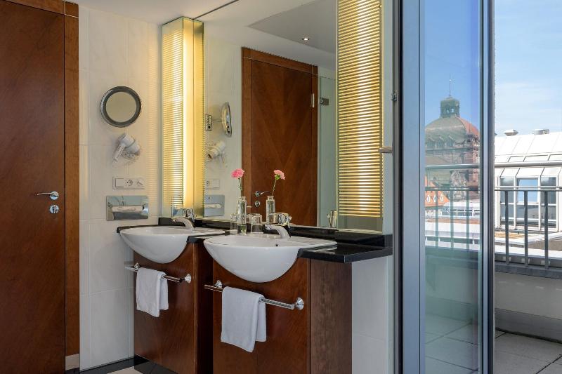 Sheraton Carlton Hotel Nürnberg - Oda