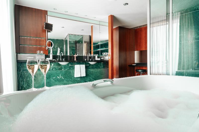 Grand Hyatt Berlin - Oda