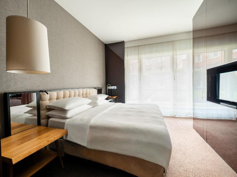 Grand Hyatt Berlin - Oda