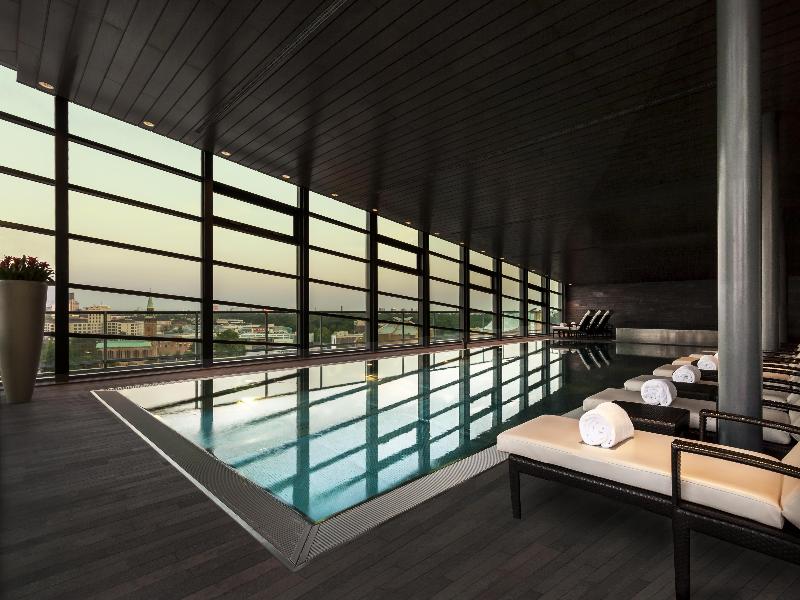 Grand Hyatt Berlin - Havuz